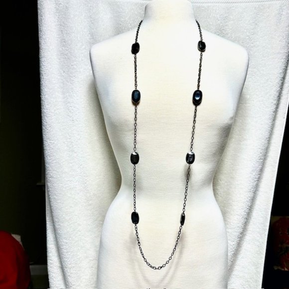 Necklace - Picture 2 of 3